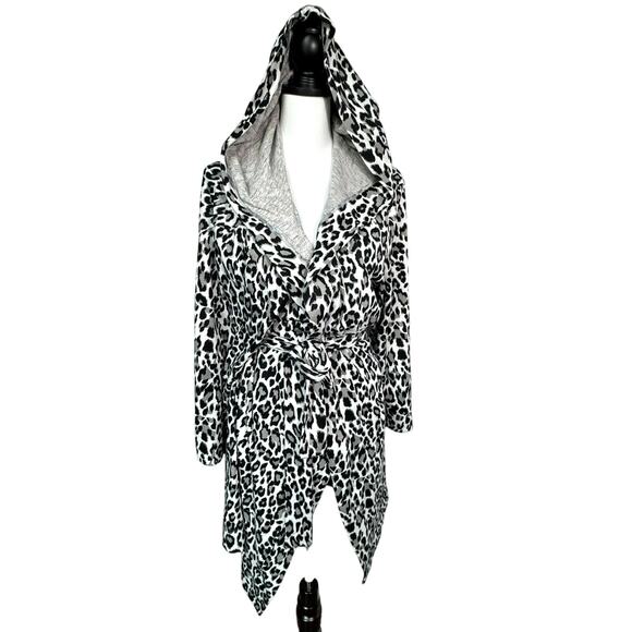 BLUE‎ LIFE Women's S/M White Leopard Print Robe Belted Soft Thick Made in USA - Picture 2 of 9